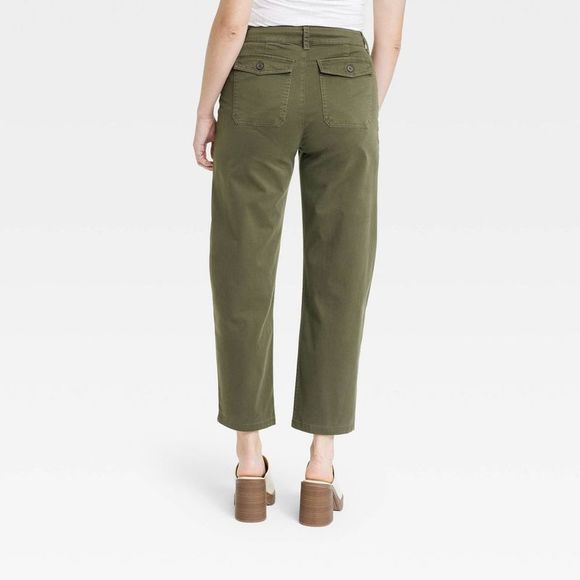 Universal Thread -  Women's High-Rise Barrel Leg Crop Green - Picture 2 of 3